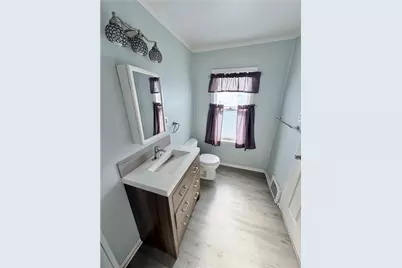 433 New York Ave #Front, Rochester, PA 15074 - Photo 14