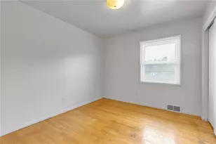 111 Roosevelt Dr, Monaca, PA 15061 - Photo 16