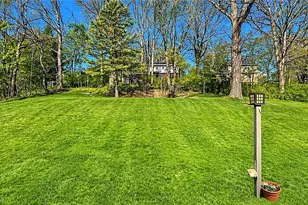111 Roosevelt Dr, Center Township, PA 15061 - Photo 32