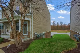 221 Spring Blossom Cir, Beaver Falls, PA 15010 - Photo 40