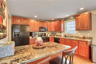 221 Spring Blossom Cir, Beaver Falls, PA 15010 - Photo 10