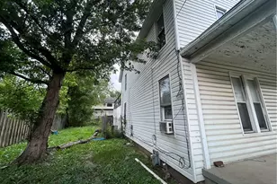 540 Center St, Clarksville, PA 15322 - Photo 2