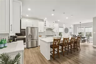 320 Crest Ln, Adams Township, PA 16046 - Photo 10