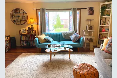 207 E 4th Ave, Latrobe, PA 15650 - Photo 8