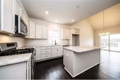 1056 Lakeside Drive, McDonald, PA 15057 - Photo 12