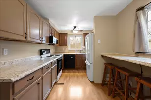 742 Esther St, Pittsburgh, PA 15227 - Photo 6