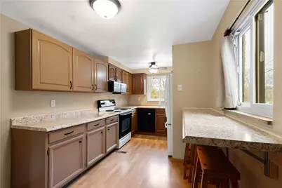 742 Esther St, Pittsburgh, PA 15227 - Photo 10