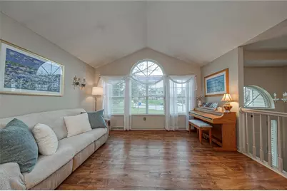 319 Banbury Crossing, Richland, PA 15044 - Photo 2