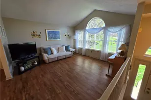 319 Banbury Crossing, Richland, PA 15044 - Photo 4