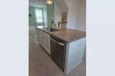 2016 Cade Dr, Center Township, PA 15061 - Photo 4