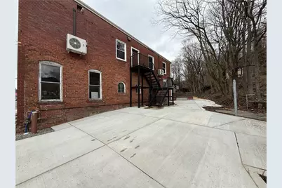 260 Oak Ave #A, Rayburn Township, PA 16201 - Photo 1