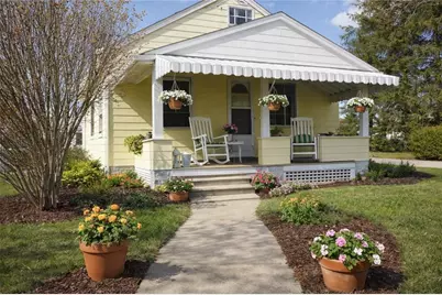 719 Christy Ave, Ford Cliff Boro, PA 16228 - Photo 2