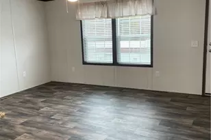 1352 Hilltop Dr, Robinson Twp, PA 15019 - Photo 12