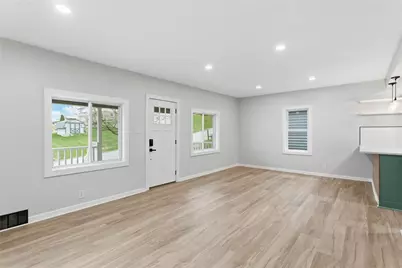 3809 41st Ave, Pulaski Township, PA 15066 - Photo 6