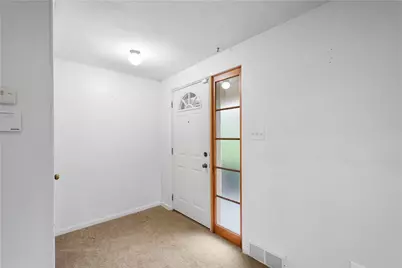 2339 Lambeth Dr, Pittsburgh, PA 15241 - Photo 4