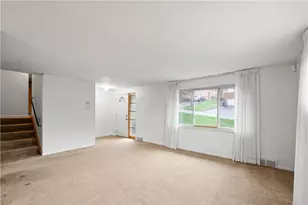 2339 Lambeth Dr, Pittsburgh, PA 15241 - Photo 8