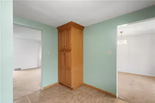 2339 Lambeth Dr, Pittsburgh, PA 15241 - Photo 14