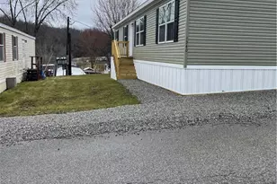 1340 Hilltop Dr, Robinson Twp, PA 15019 - Photo 2