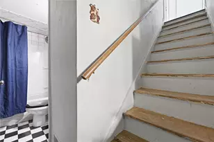 709 Hillgrove Ave, Banksville/Westwood, PA 15216 - Photo 8