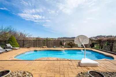 208 Farmington Drive, Peters Township, PA 15367 - Photo 4