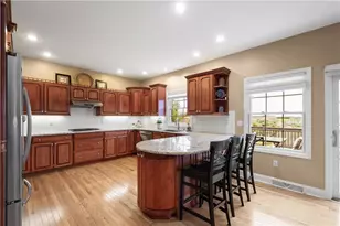 208 Farmington Dr, Peters Township, PA 15367 - Photo 12