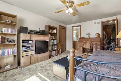 950 Elizabeth St, Liberty Boro, PA 15133 - Photo 26