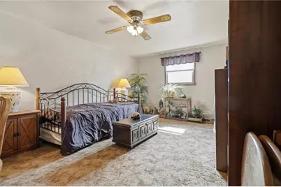 950 Elizabeth St, Liberty Boro, PA 15133 - Photo 24