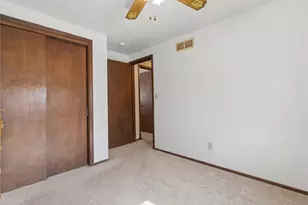 950 Elizabeth St, Liberty Boro, PA 15133 - Photo 34