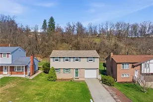 950 Elizabeth St, Liberty Boro, PA 15133 - Photo 2