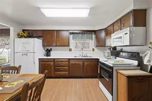 950 Elizabeth St, Liberty Boro, PA 15133 - Photo 14