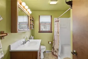 950 Elizabeth St, Liberty Boro, PA 15133 - Photo 28