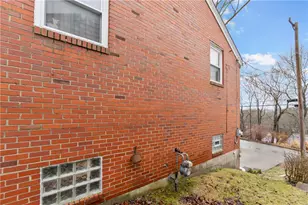 43 Seneca Dr, Pittsburgh, PA 15228 - Photo 2