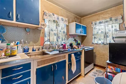 43 Seneca Dr, Pittsburgh, PA 15228 - Photo 6