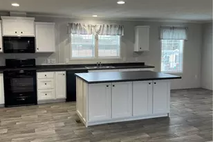 1322 Hidden Valley Dr, Robinson Twp, PA 15019 - Photo 2