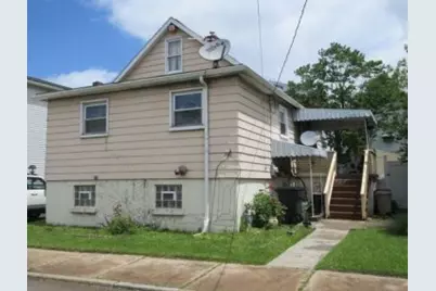 75 S Hamilton Ave, Greensburg, PA 15601 - Photo 2