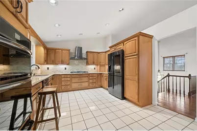 4948 Simmons Cir, Export, PA 15632 - Photo 10