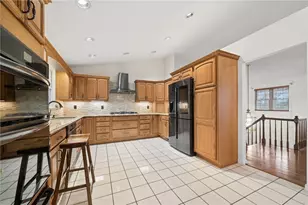 4948 Simmons Cir, Export, PA 15632 - Photo 10