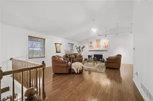 4948 Simmons Cir, Export, PA 15632 - Photo 4