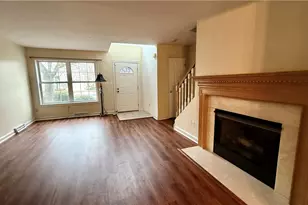 1009 W Waterford Ct, North Strabane, PA 15317 - Photo 4