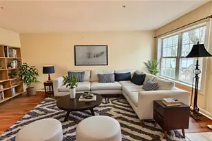 1009 W Waterford Ct, North Strabane, PA 15317 - Photo 2