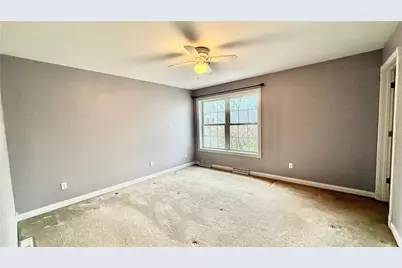 1009 W Waterford Ct, North Strabane, PA 15317 - Photo 16