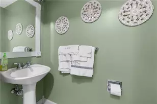 1009 W Waterford Ct, North Strabane, PA 15317 - Photo 10