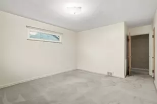 1150 Arrowood Dr, Pittsburgh, PA 15243 - Photo 16