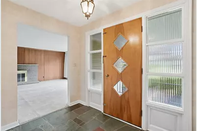 1150 Arrowood Dr, Pittsburgh, PA 15243 - Photo 4