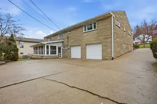 1150 Arrowood Dr, Pittsburgh, PA 15243 - Photo 34