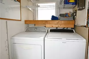 17 Dean St, Carnegie, PA 15106 - Photo 16