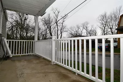 17 Dean St, Carnegie, PA 15106 - Photo 2