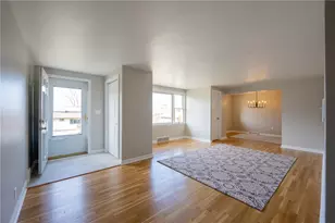 1104 Lakeview Dr, Unity Township, PA 15650 - Photo 12