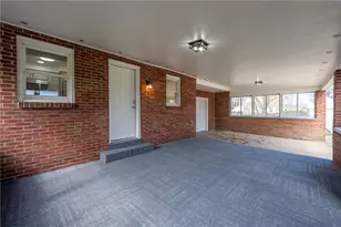 1104 Lakeview Dr, Unity Township, PA 15650 - Photo 6