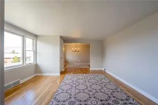 1104 Lakeview Dr, Unity Township, PA 15650 - Photo 14